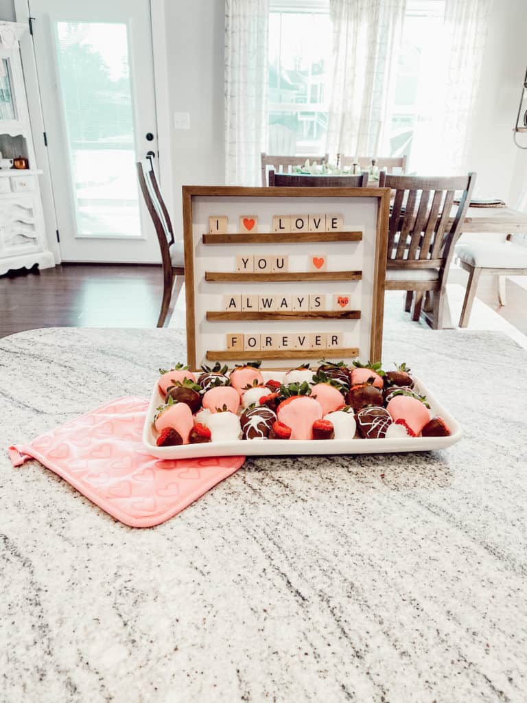 How to make quick and easy chocolate covered strawberries