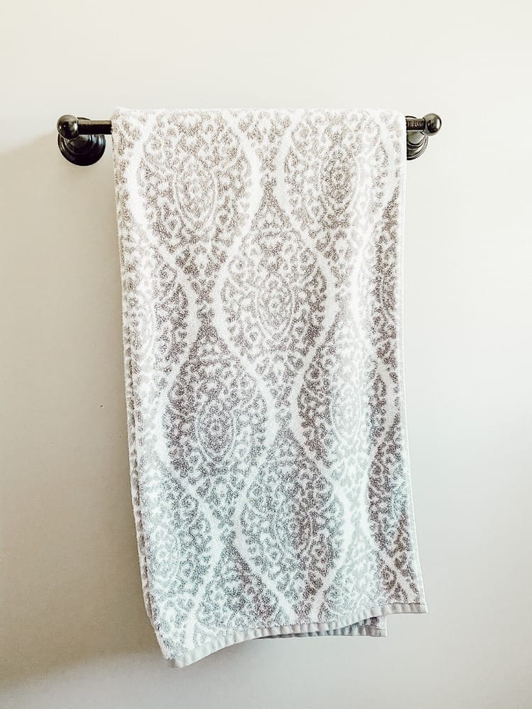 Light and bright towels