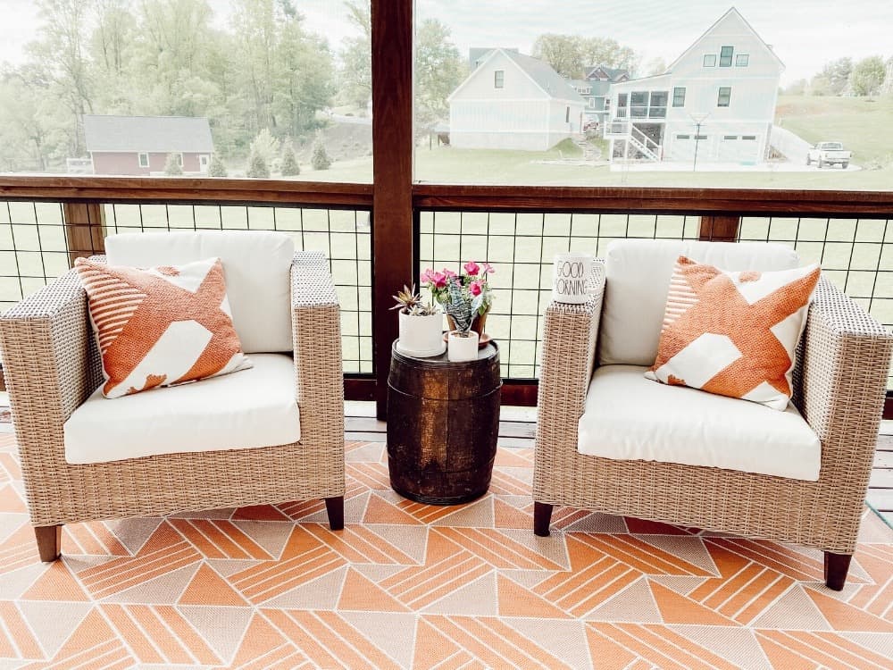 Patio Furniture on Screened in Porch