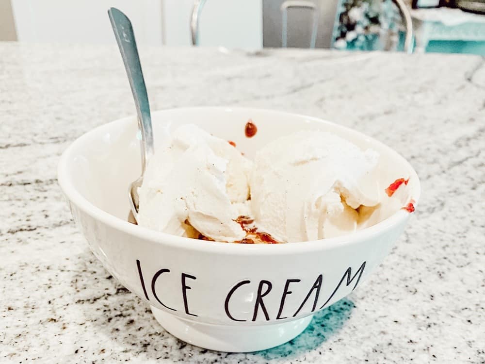 Fruit Cobbler with Ice Cream