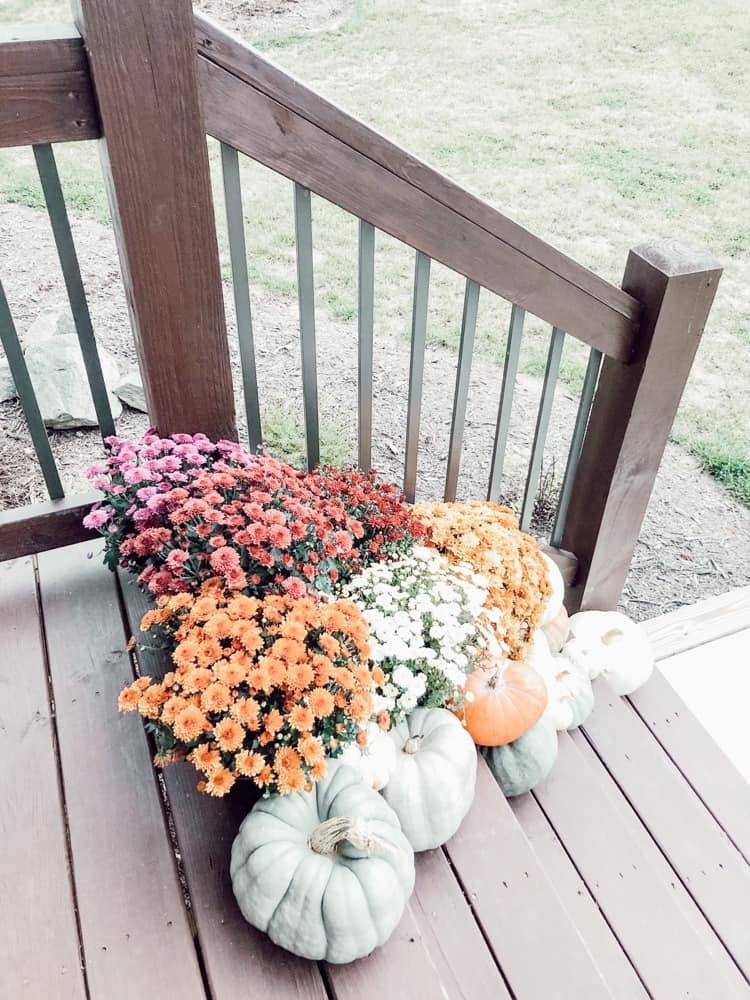 How To Decorate Your Front Porch For Fall