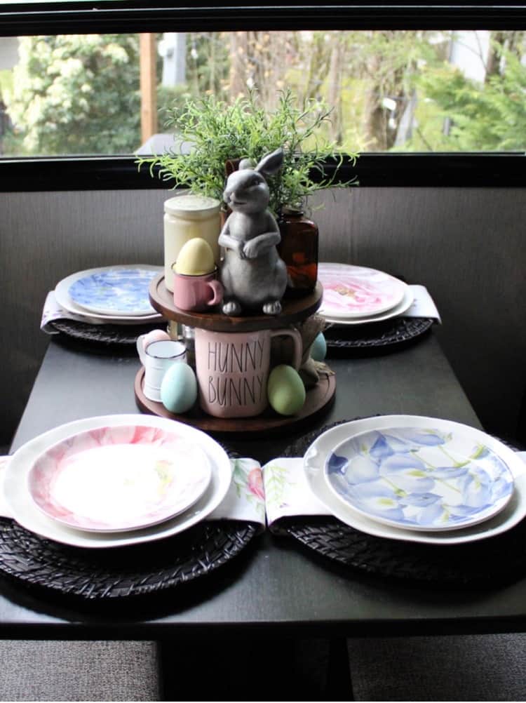 Small Spring Tablescape