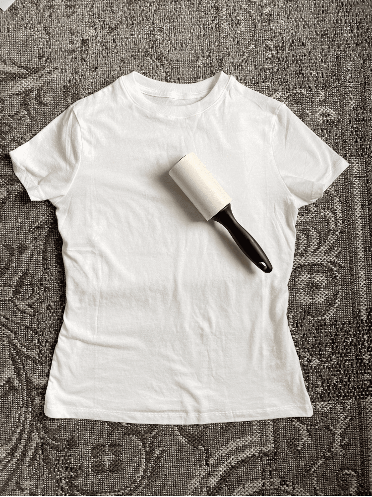 Lint Rolling T-Shirt 