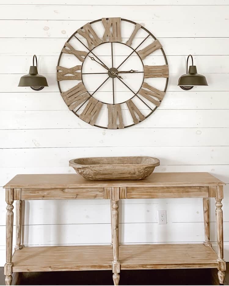 Centerpiece on Fall Entryway Table