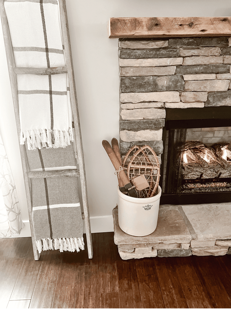 Winter Mantel