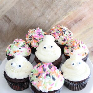 Easy Ghost Cupcakes