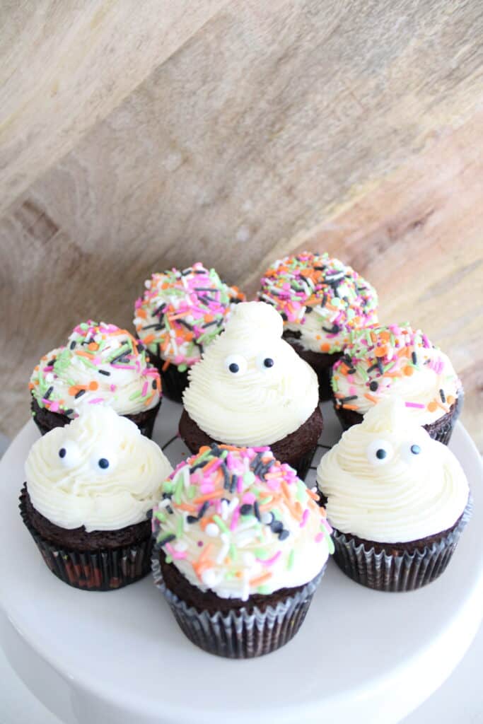 Easy Ghost Cupcakes