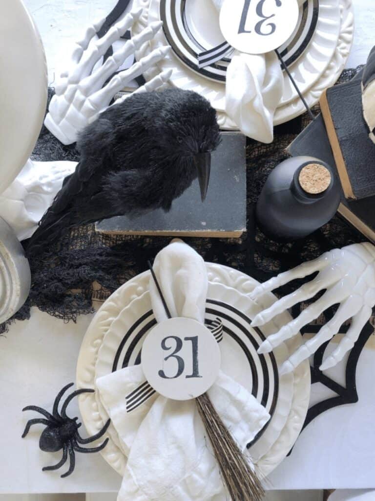 halloween-table-place-setting-4