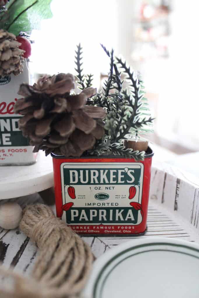 Making Vintage Christmas Spice Tins