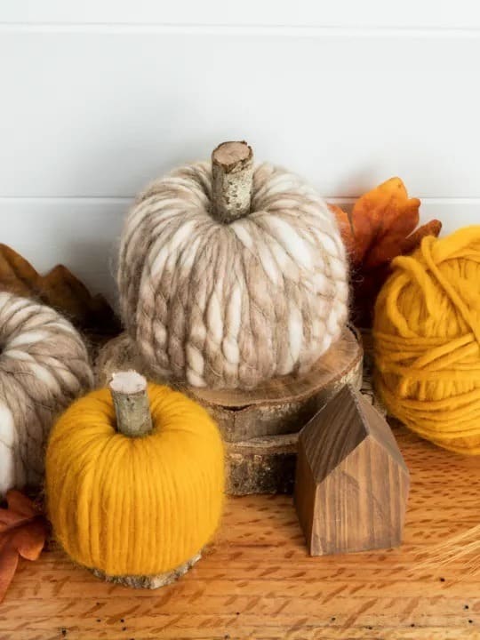 yarn wrapped Pumpkins