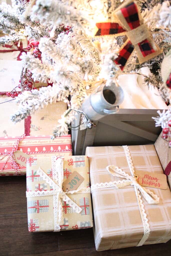 Vintage Inspired Gift Wrapping