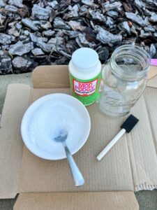 How To Make DIY Snowy Mason Jars - Mornings On Macedonia