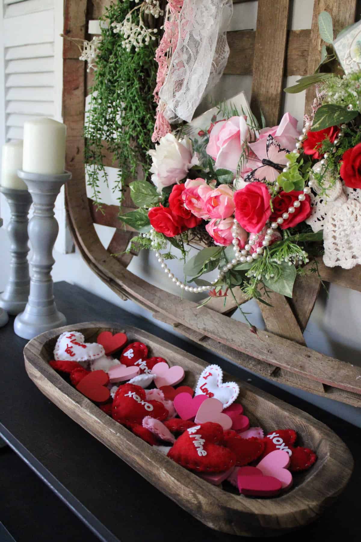 Home Office Valentines Day Decor Ideas - Mornings on Macedonia