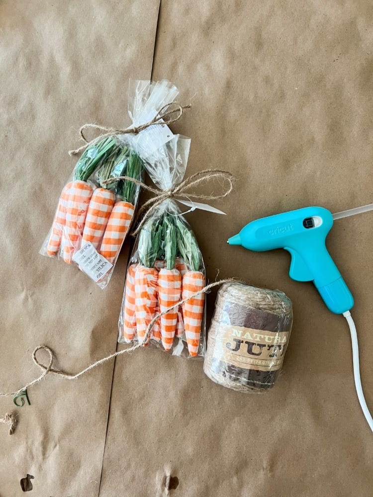 Materials Needed for Yarn-Wrapped Carrots