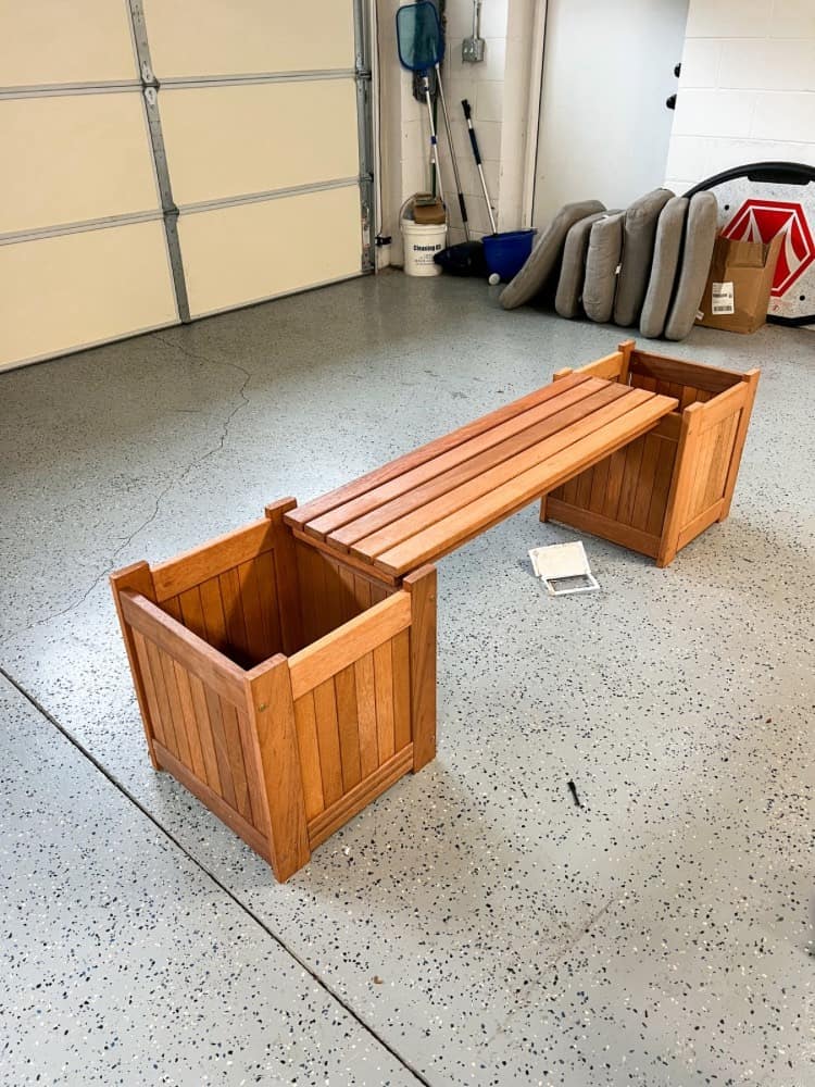 Finishing DIY Planter Bench