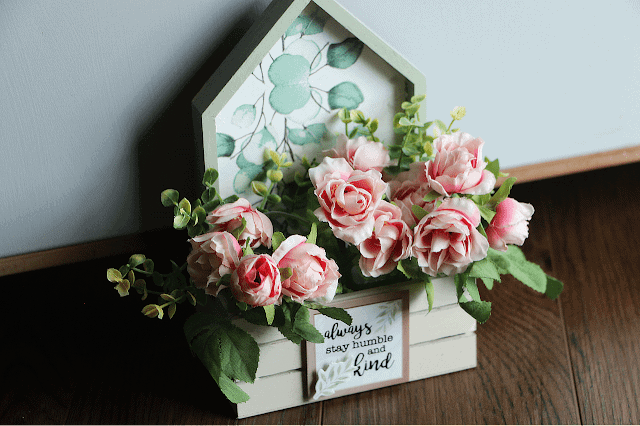 Steph Creates- DIY Wood Crate Floral Display