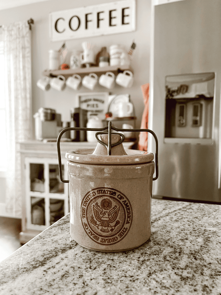 Patriotic Antique Candle