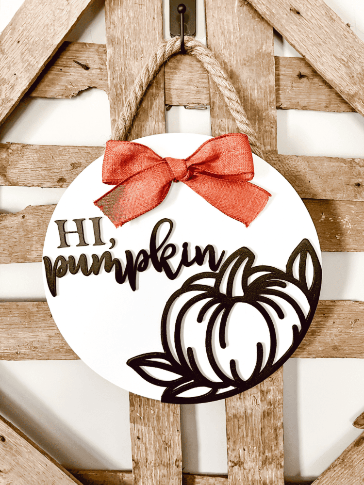 Finished DIY Hi Pumpkin Wreath Sign