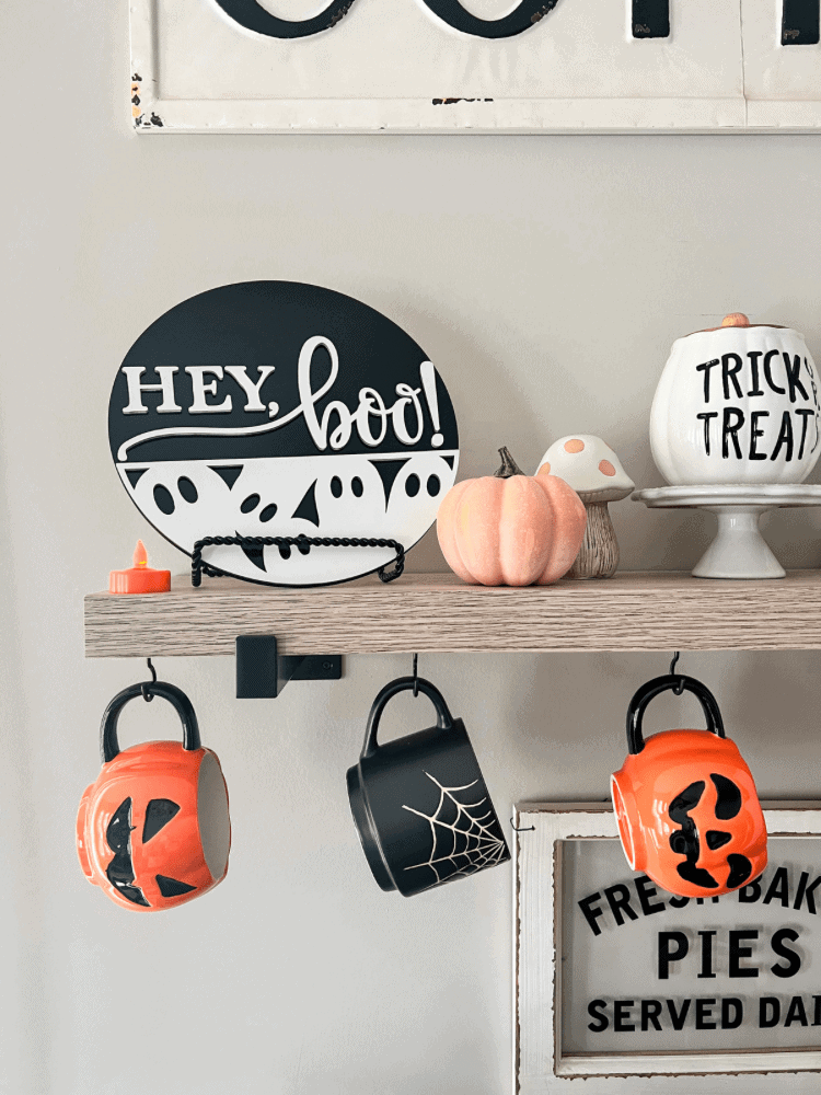 Minimal Halloween Decor