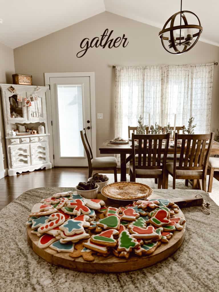 Christmas Cookie Charcuterie Board