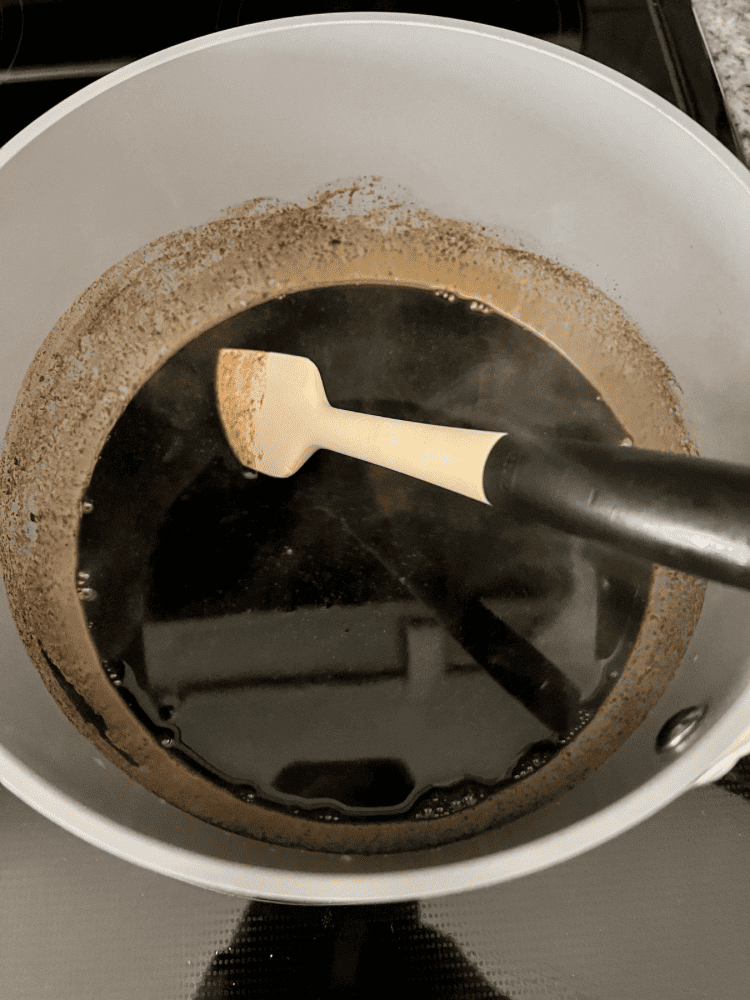 Making Gingerbread Latte