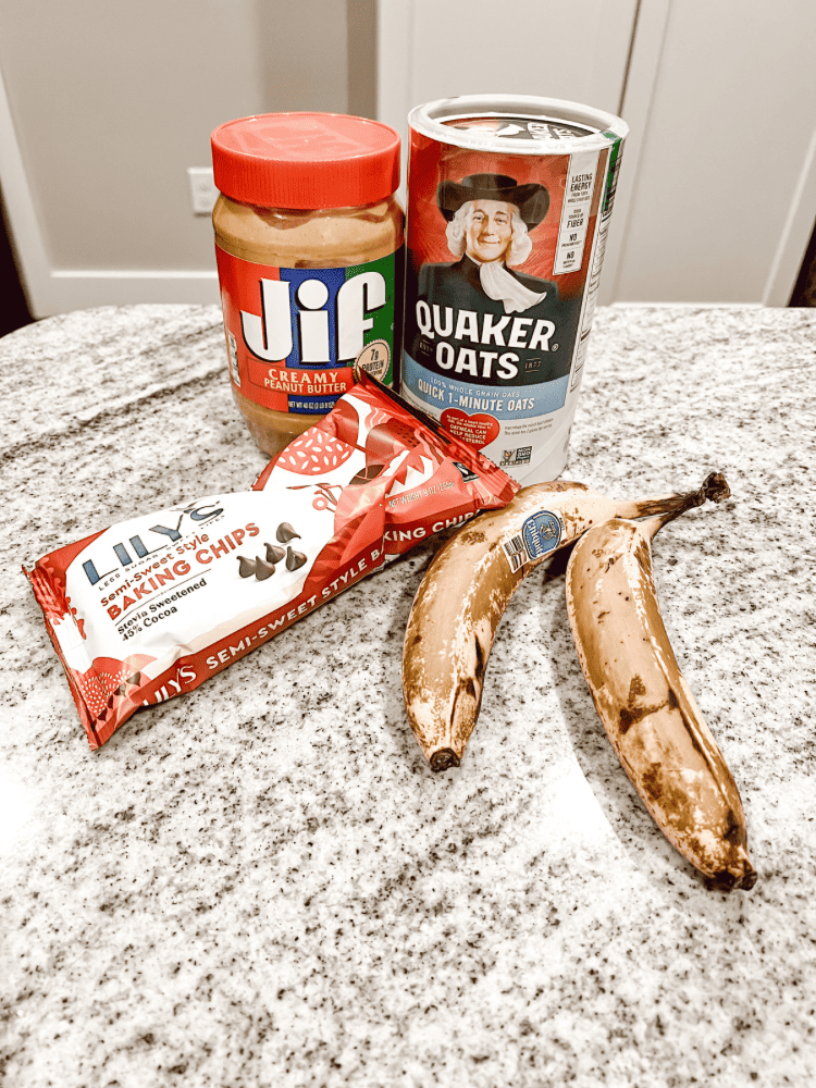 Ingredients Needed to make Easy 4 Ingredient Peanut Butter Oatmeal Cookies.