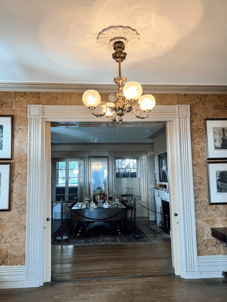 Inside The Edmondston-Alston House