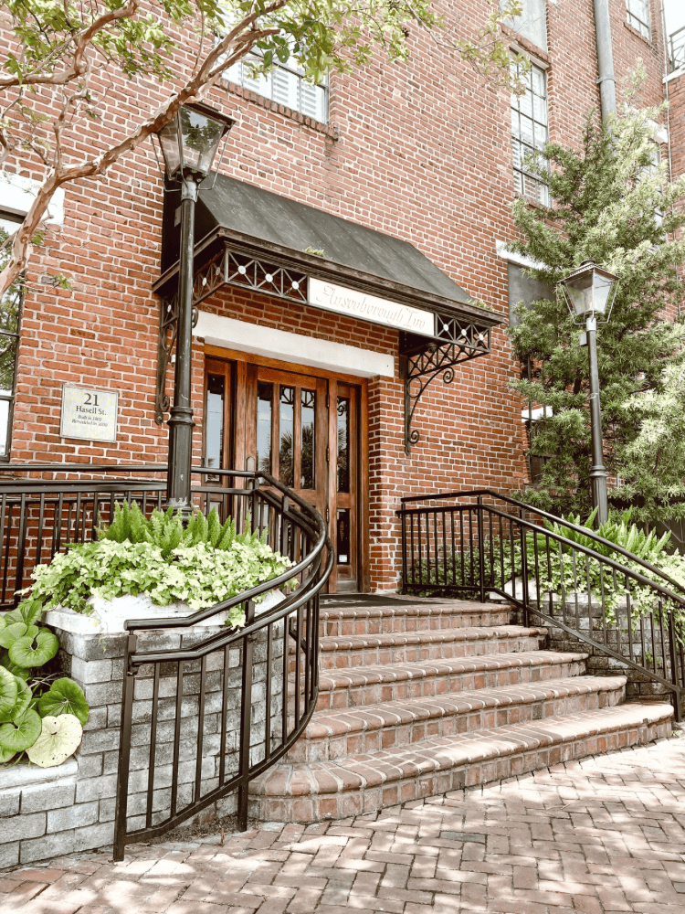 Ansonborough Hotel Enterance