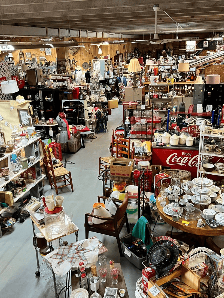 Antique Shopping in Franklin, NC