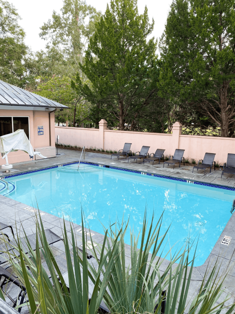 Hotel Pool