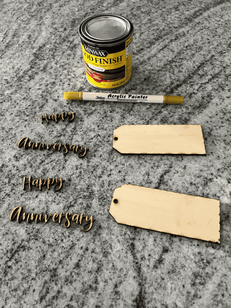 Making Anniversary Gift Tags