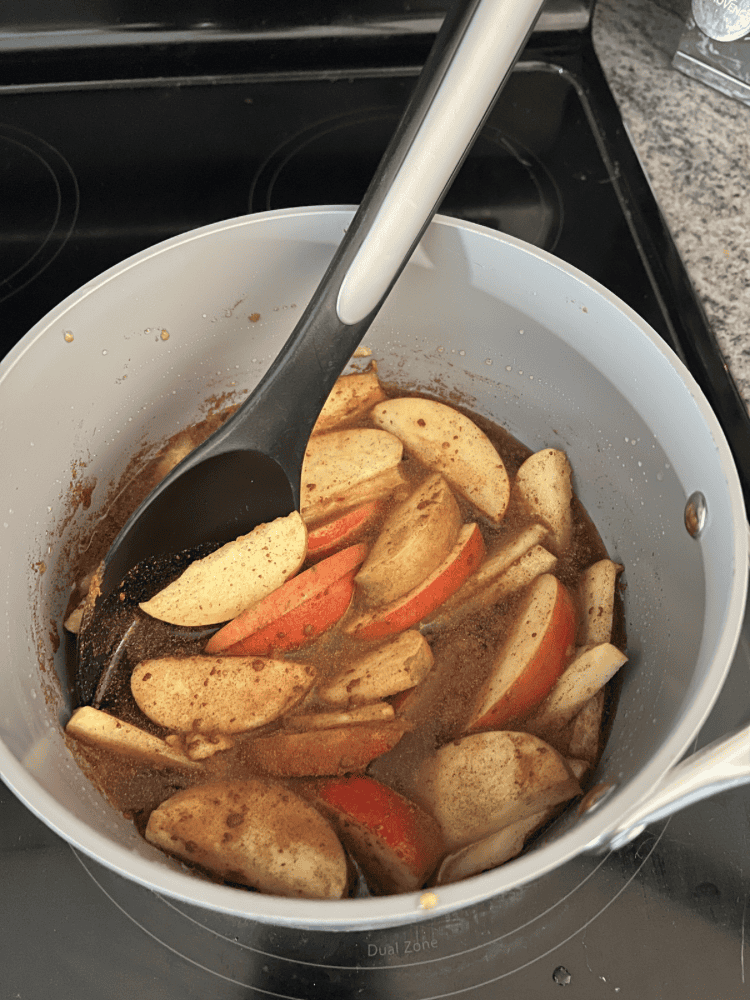 Making Apple Simple Syrup