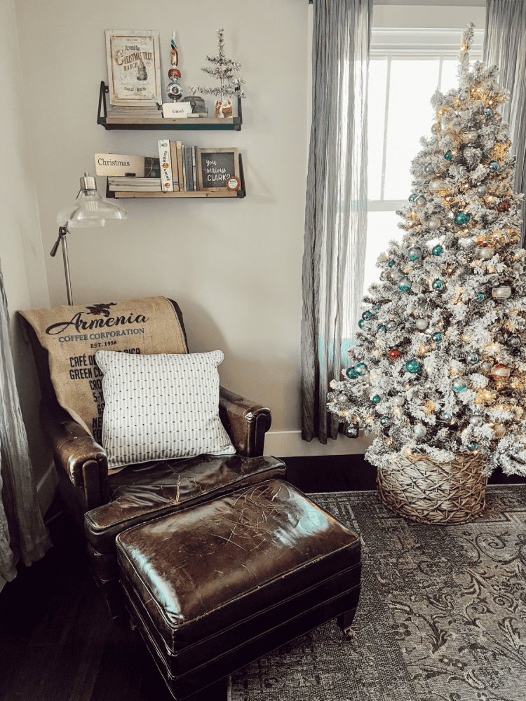 Christmas Office Decorating Ideas