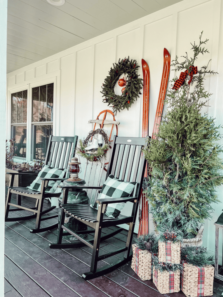 Rustic Front Porch Christmas Decorating