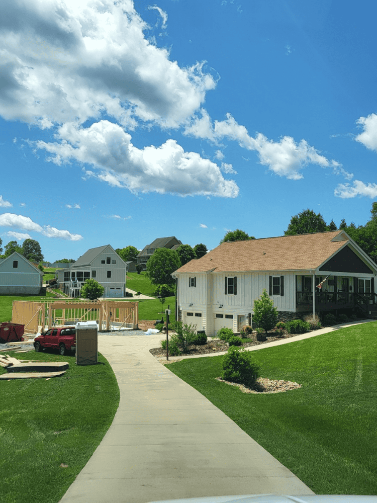 Detached Backyard Garage