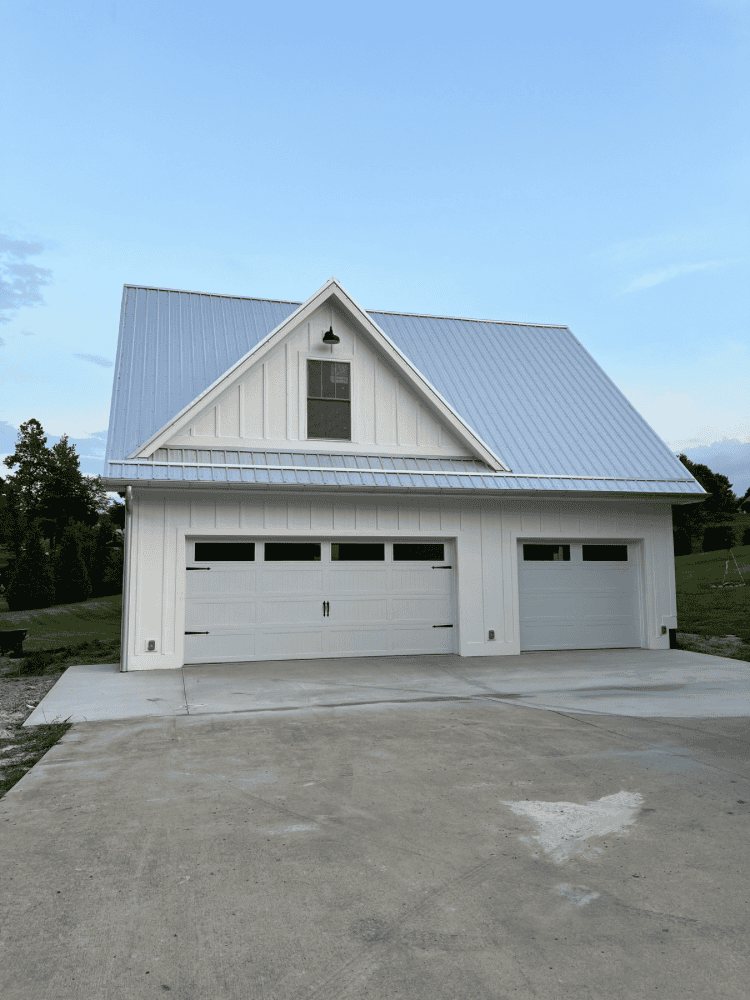 Detached Garage