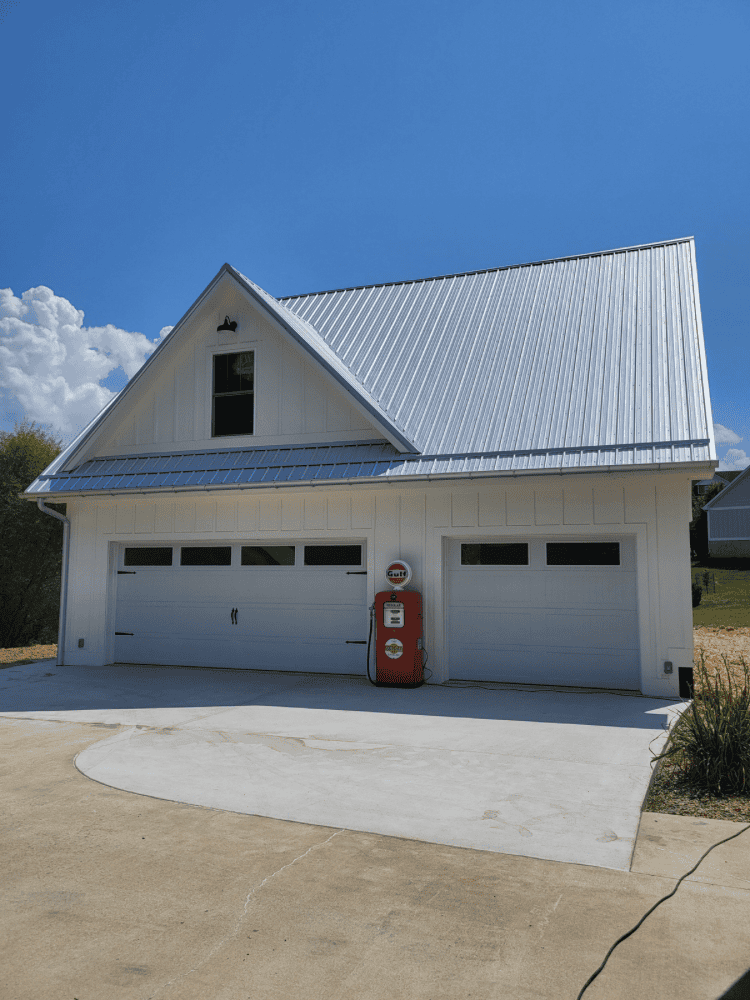 Finished Backyard Detached Garage