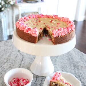 Valentine's Day Cookie Cake Ideas