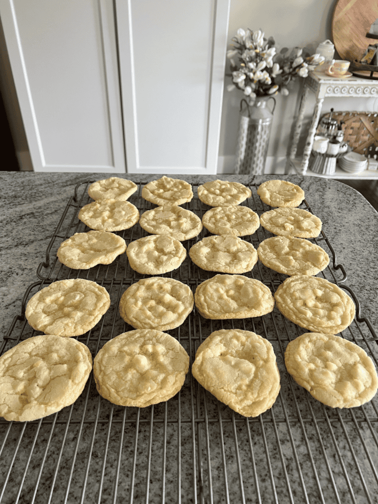 Cooling Lemon Cookies