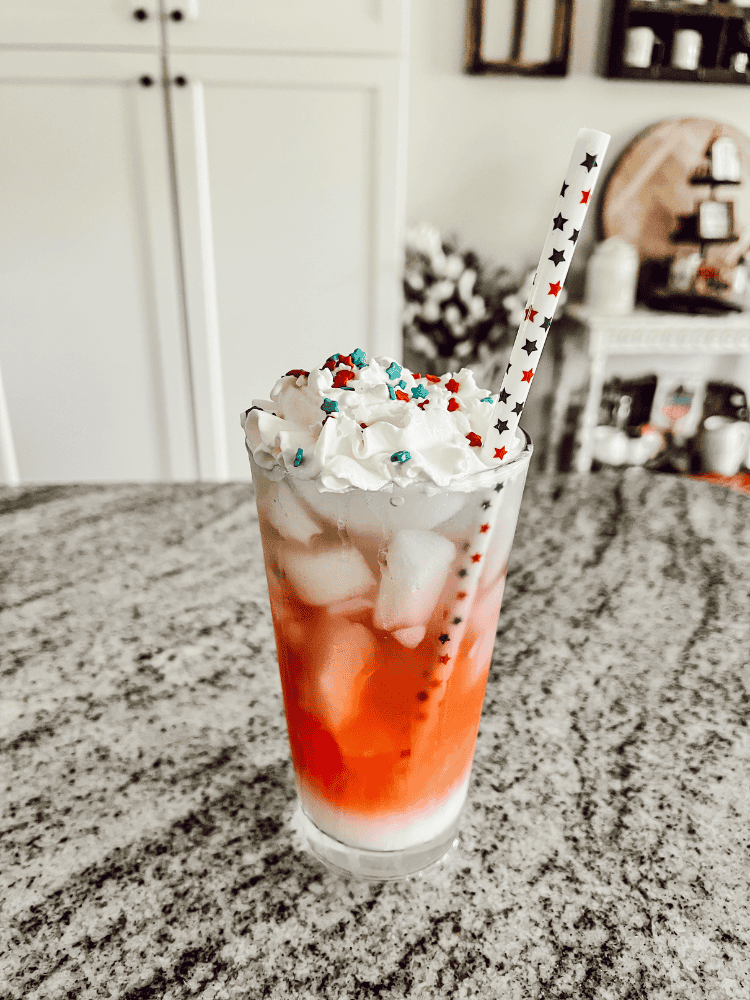 Making Mocktail.png