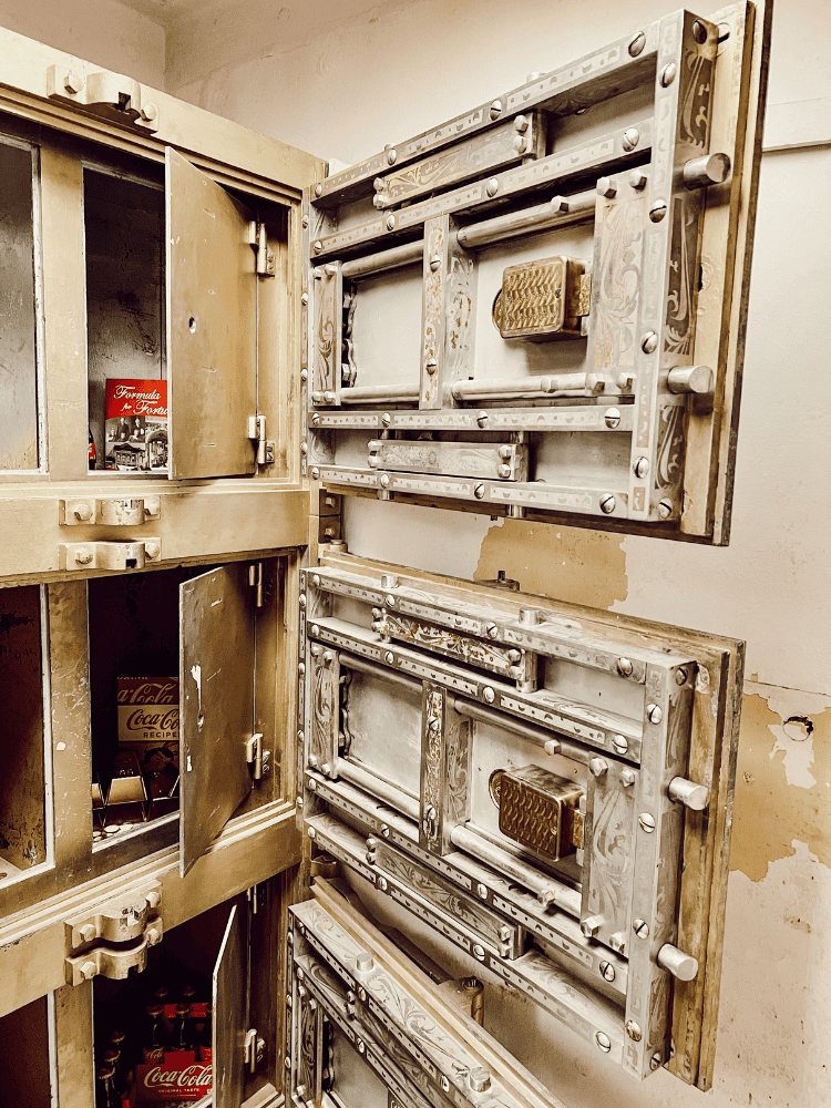 Vault