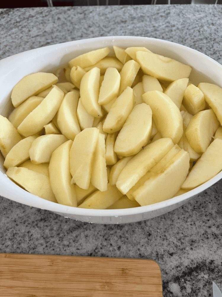 Apples Soaking In Lemon Water
