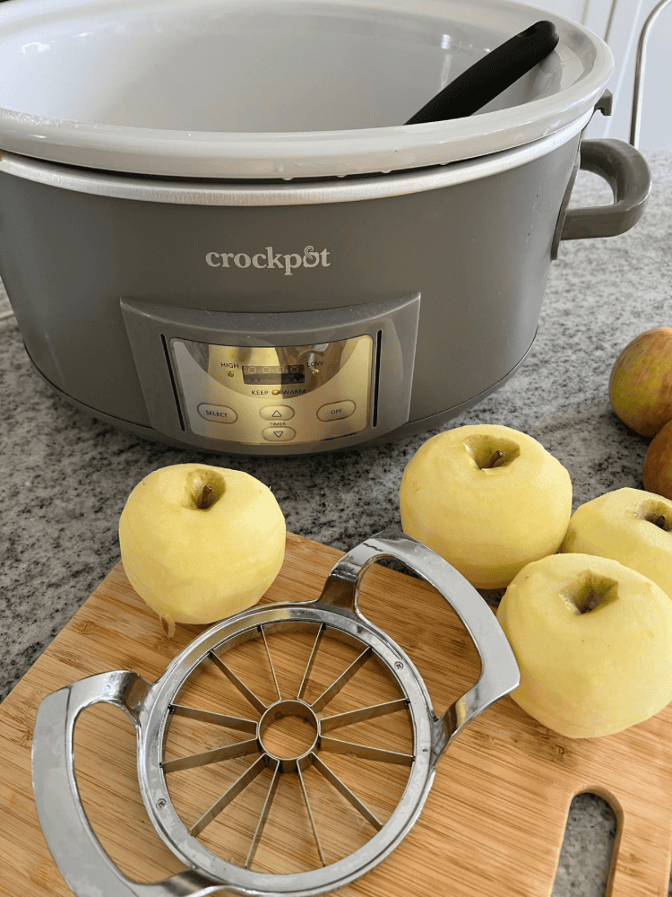Slicing Apples For Apple Butter