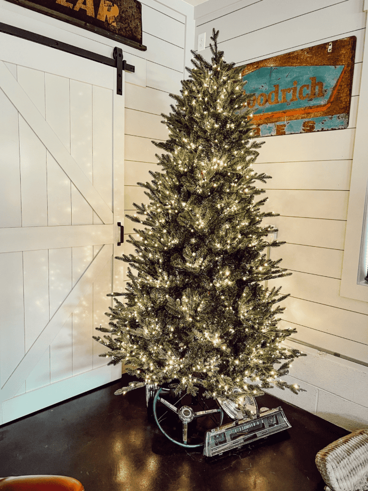 White Christmas Lights on Tree