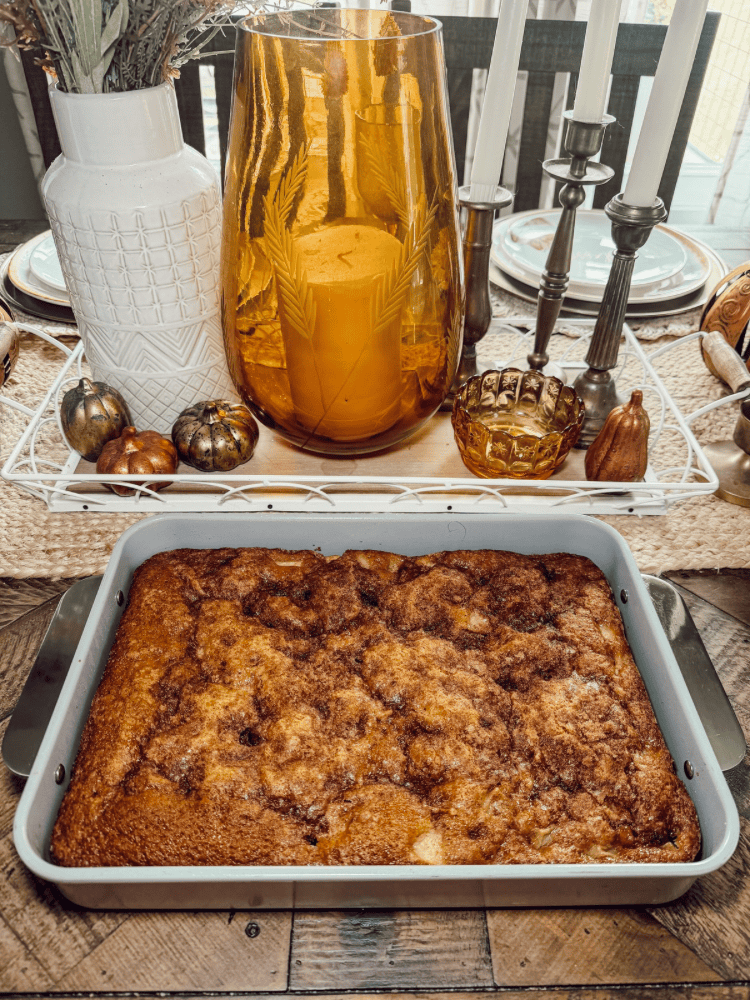 Cinnamon Apple Coffee Cake