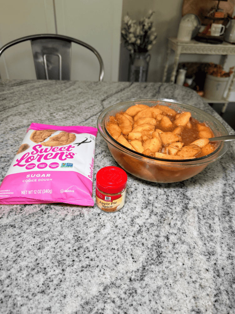 Easy 3 Ingredient Apple Cobbler