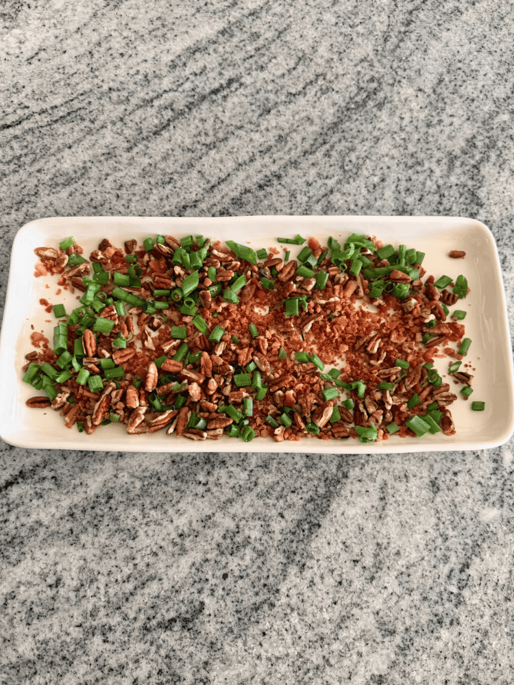 Cheeseball Topping