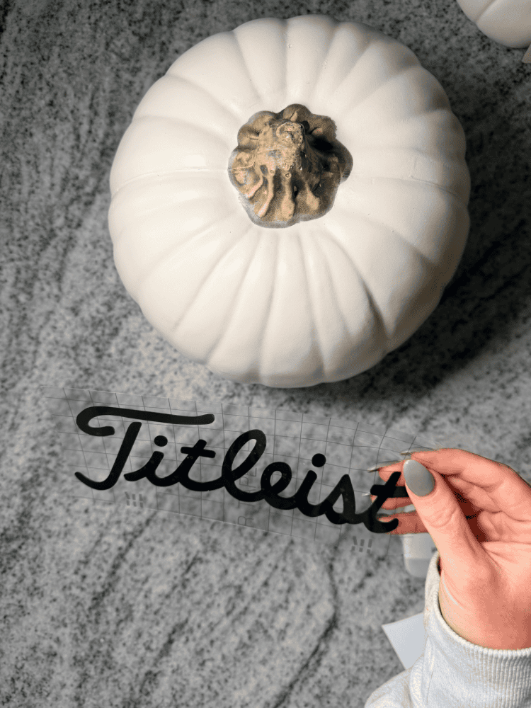 Making Titleist Golf Logo